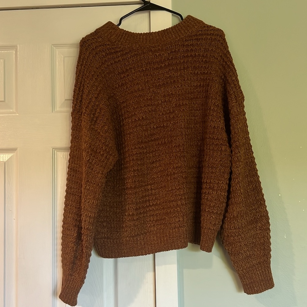 Universal Thread Chunky Sweater - Picture 4 of 5